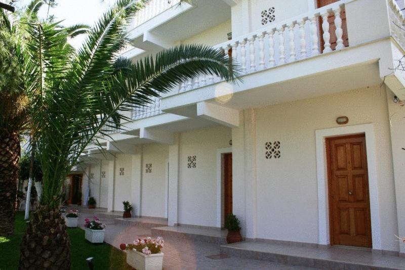 Posidonia Pension อมารินโธส ภายนอก รูปภาพ