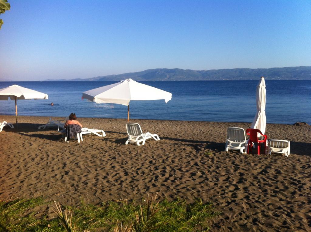 Posidonia Pension อมารินโธส ภายนอก รูปภาพ