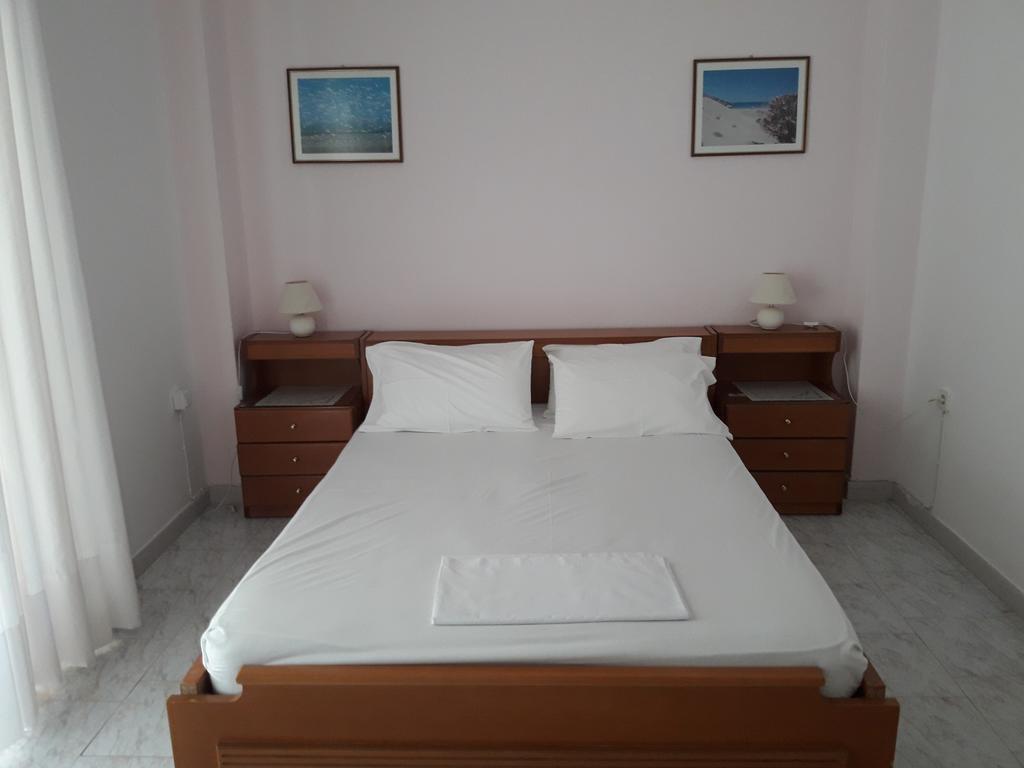 Posidonia Pension อมารินโธส ภายนอก รูปภาพ
