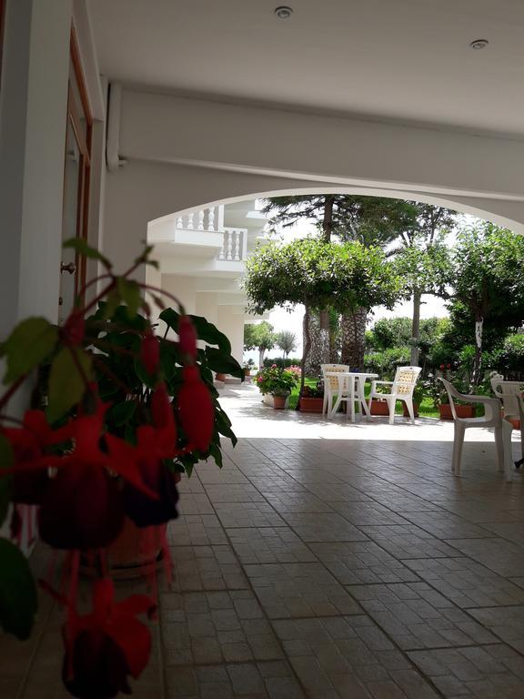 Posidonia Pension อมารินโธส ภายนอก รูปภาพ