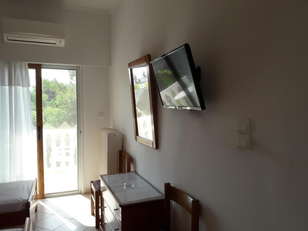 Posidonia Pension อมารินโธส ภายนอก รูปภาพ